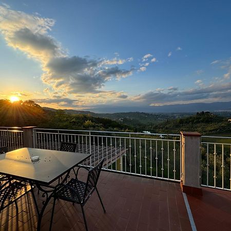 Villa Agriturismo Sotto La Rocca à Carmignano Extérieur photo